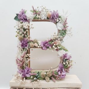 Letra de flores decoracion de la casa