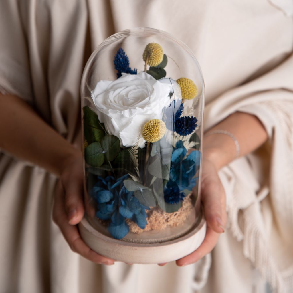 cúpula flores preservadas día de la madre
