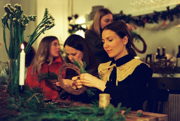 talleres-coronas-navideñas-empresas-madrid